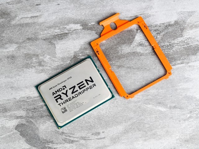 AMD Ryzen Threadripper 7960X 24/48����CPU������ 