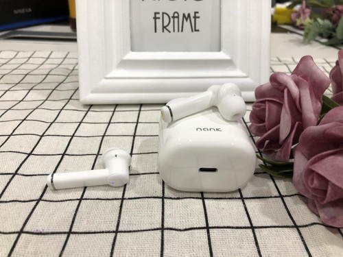 媲美Airpod pro的Nank南卡主动降噪无线蓝牙耳机 媲美Airpod pro的Nank南卡主动降噪无线蓝牙耳机