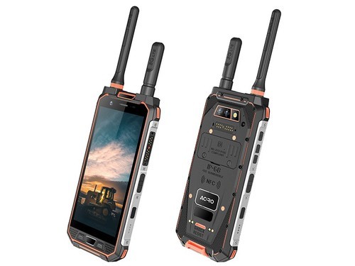 遨游推出m55g智能对讲机dmr5g多模对讲手机