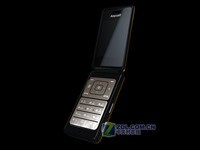 采用双屏幕设计 三星W699促销价480元