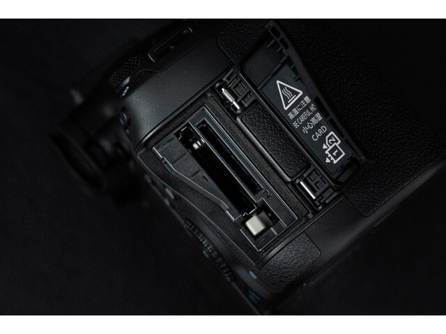 终极进化!佳能EOS R6 Mark III降临南京零阻力,全能战士 redefine 影像边界 终极进化!佳能EOS R6 Mark III降临南京零阻力,全能战士 redefine 影像边界