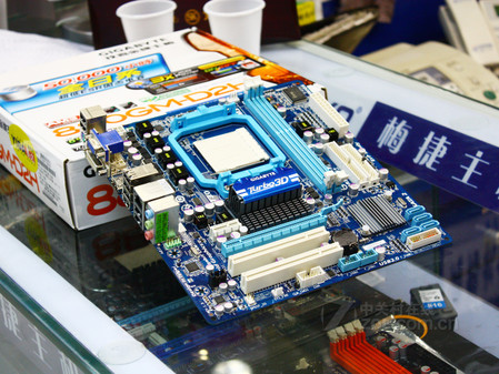 一线品牌性能 技嘉880gm-d2h售价580元