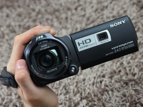 索尼 HDR-PJ760E 正面图 索尼 HDR-PJ760E 正面图