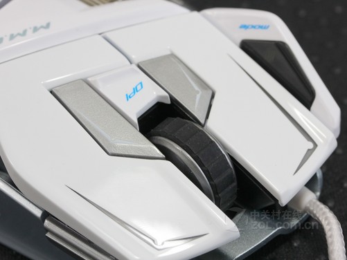 魔兽终极装备 赛钛客mmo7雪妖版鼠标上市