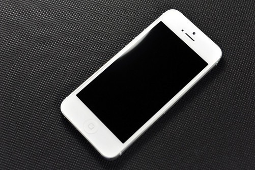 图为:苹果 iphone   正面