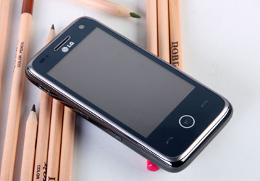 Ӳ��ǿ�����OPhone 1.5 LG GW880����