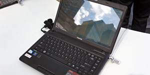 ��֥Satellite C600ϵ��