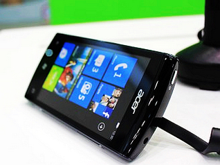 Computex2011ֻWP7 Mango Acer W4