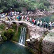 标题：云台山红石峡<br/>型号：n95<br/>作者：zdt98