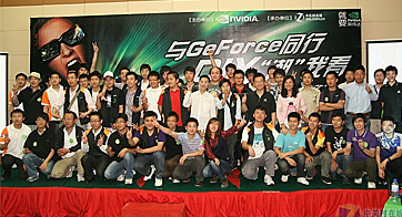 N��������ʢ�� �人վ��Ӣ��˿��ʵ¼