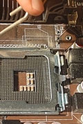 安装CPU